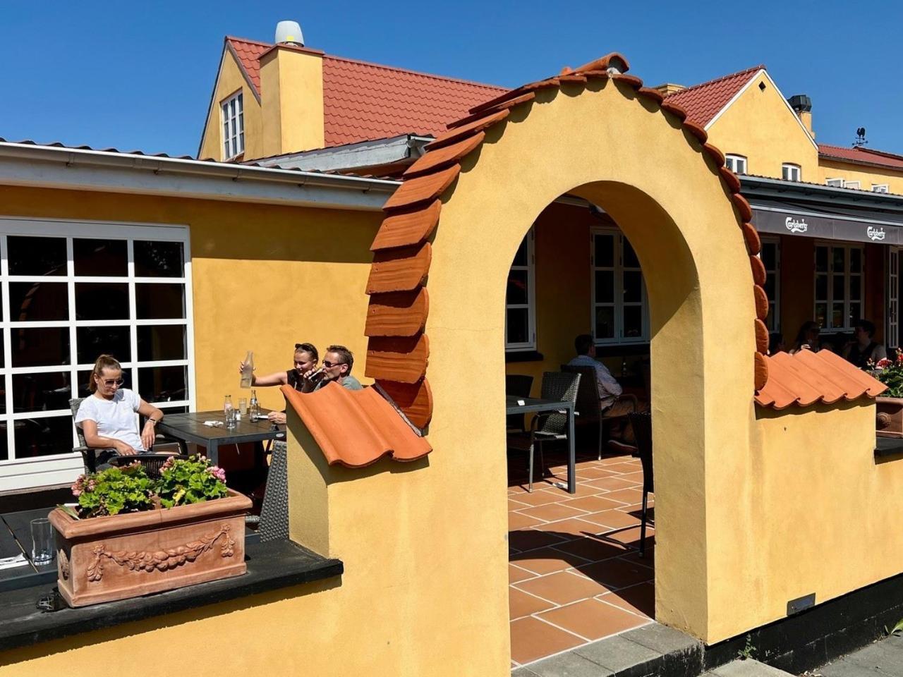 Oro Kro & Hotel Dış mekan fotoğraf